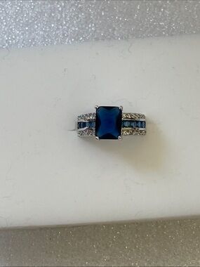 Sterling Silver Blue Sapphire-Style Halo Ring Stamped 925 Sz 7